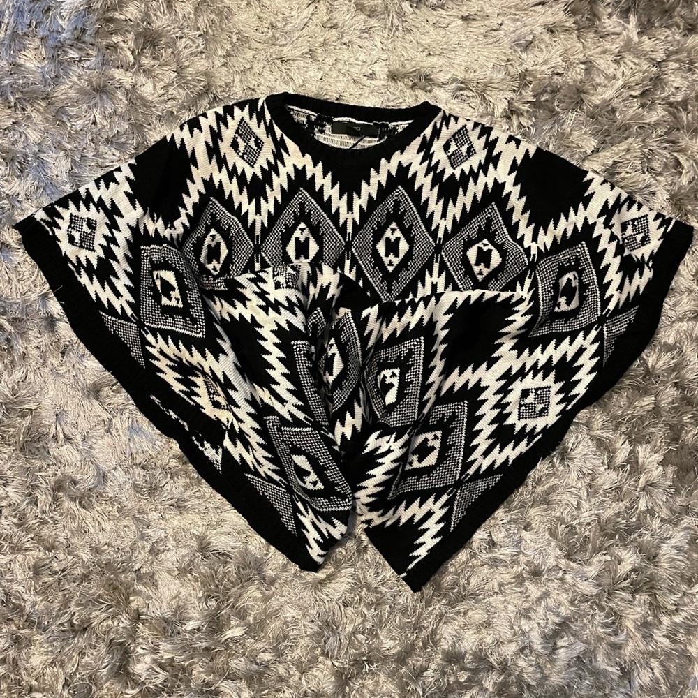 sweater pancho